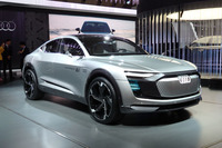 レベル4の自動運転機能を持つ「アウディ・エレーヌ コンセプト」。