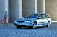 ルノー「ラグナワゴン」に2リッターモデル追加の画像