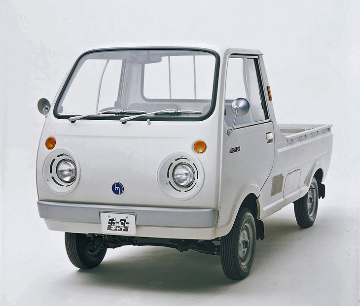 最後発のキャブオーバー型として1969年に登場した「マツダ・ポーターキャブ」。550cc規格への拡大をはじめ数度の変更・改良を受けながら20年近くにわたってつくられた。