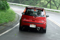 バケットシートに身を沈め、ターボパワーを御す……これが、世界のRALLIARTによるホットな「コルト」だ!