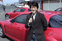 試乗できて、もうニッコニコのwebCGアオキ