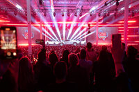 テキサスのギガファクトリーオープン記念イベント(2022年4月)より。「サイバートラック」の市販モデルがお披露目される様子。