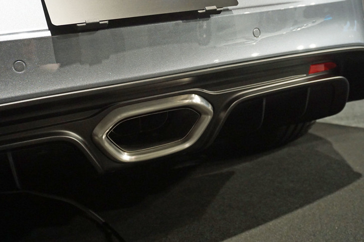 アルピーヌA110リネージ(マフラー)