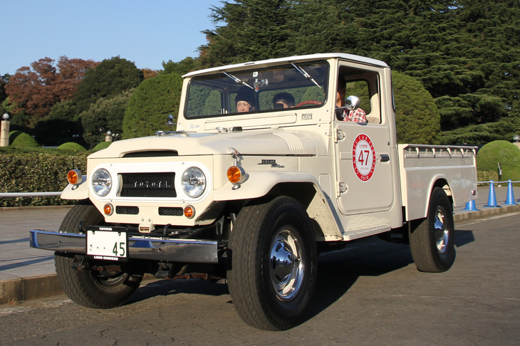 1967年「トヨタ・ランドクルーザー」。FJ45Pの型式名を持つ、輸出専用だったピックアップ仕様。日本では非常に珍しい。
