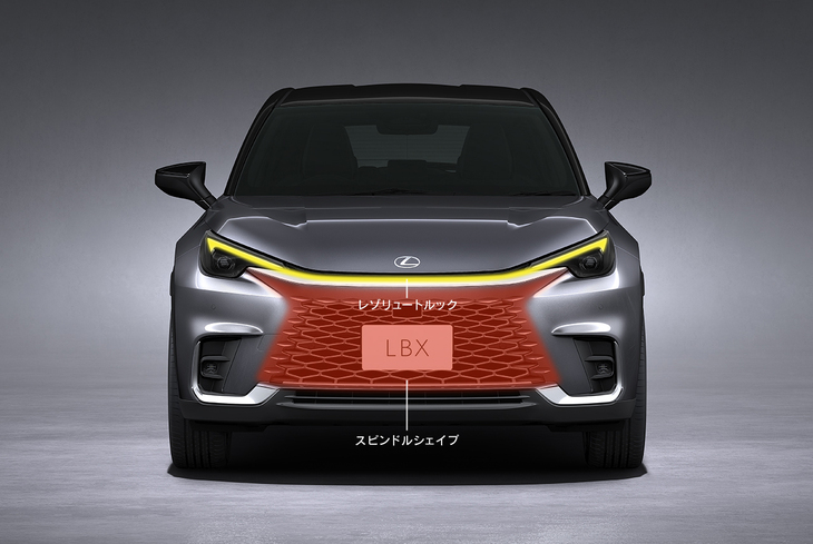 「ユニファイドスピンドル」と呼ばれるフロントマスクを採用。「スピンドルグリル」「スピンドルボディー」に続く新しいデザインだ。