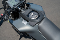 ハスクバーナ・ヴィットピレン401(6MT)/KTM 390デューク(6MT)/ハスクバーナ・スヴァルトピレン250(6MT)/トライアンフ・スピード400(6MT)【試乗記】の画像