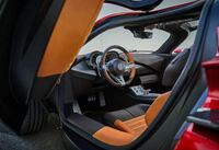 アルファ・ロメオの新型スーパースポーツ「33ストラダーレ」がデビューの画像