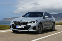 BMW i5 M60 xDrive(4WD)/i5 eDrive40(RWD)【海外試乗記】