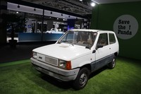 第587回:デザインもコンセプトも再評価の機運!?初代「フィアット・パンダ」に迫る乱獲の危機