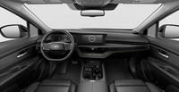 「ムラーノ」のハンドル位置は左側。車内では、12.3インチの統合型インターフェイスディスプレイを2面水平に配置している点が特徴的だ。