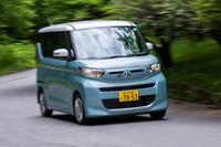 「eKスペースG」のボディーサイズは全長×全幅×全高=3395×1475×1780mm、ホイールベース=2495mm。車重は950kgと発表されている。