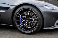 アストンマーティン・ヴァンテージ ロードスター(前編)の画像