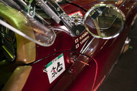 これがTR2のドア先端部に付けた最新仕様のマーカー。