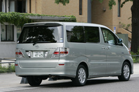 トヨタ・アルファード・ハイブリッド “Gエディション”(8人乗り/CVT)【ブリーフテスト】の画像