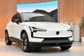 世界初披露からわずか1週間で日本上陸！ ボルボの新型車「EX30」を写真で見る