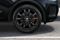 「ジャガーEペース」に錦織選手とのコラボモデル 50台限定で注文受け付けを開始の画像