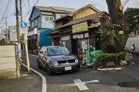 CG長期テスト車に「ホンダe」が加わりました。すぐに走りだしたいところですが、その前にやることがあるようです……。(photo:田村孝介)