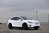 テスラ・モデルX P100D