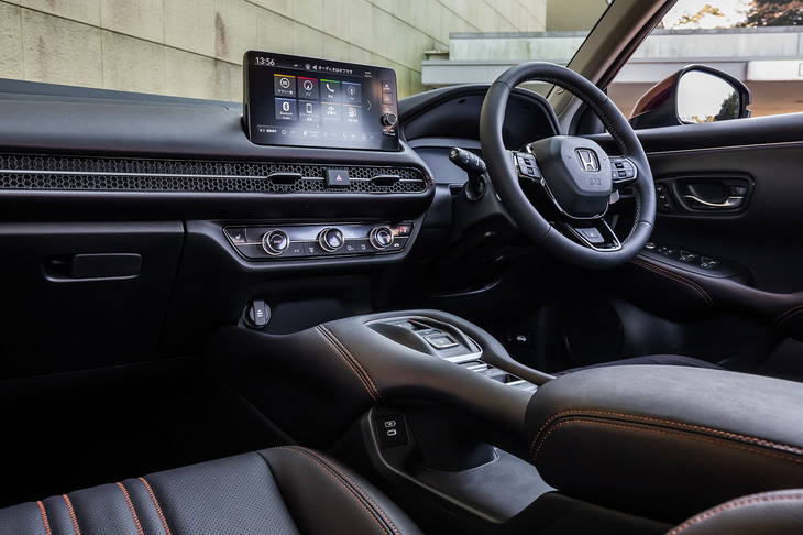 ホンダZR-V e:HEV Z(インストゥルメントパネル)