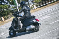 ボディーサイズ:全長×全幅×全高=1950×755×--mm
ホイールベース:1375mm
重量:--kg
エンジン:278cc 水冷4ストローク 単気筒 SOHC 4バルブ
最高出力:21ps(15.6kW)/7750rpm
最大トルク:22Nm(2.24kgm)/5000rpm
価格:71万8000円