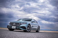 メルセデス・ベンツE200アバンギャルド