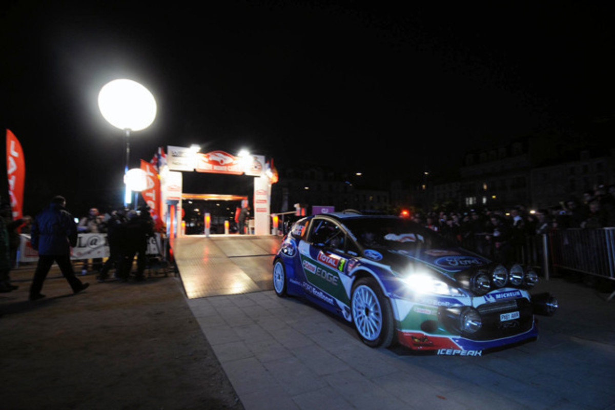 世界ラリー選手権 2012」開幕戦ラリーモンテカルロの舞台から 内装