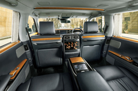 11.6インチのモニターを採用したリアエンターテインメントシステム。