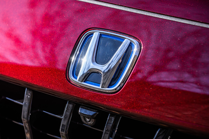 ホンダZR-V e:HEV Z(エンブレム)