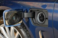 輸入車チョイ乗りリポート 第2回:電気の魅力はひとつにあらずの画像