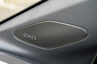 SONOSのオーディオシステムは10万円のオプションで装着できる。