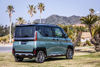 SUVテイストの新型軽「三菱デリカミニ」発売の画像