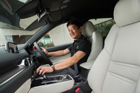 <プロフィール>
1985年入社。エンジン実研部、商品戦略企画本部などを経て、2006年に「プレマシー」の開発主査に就任。以降、「ビアンテ」や「MPV」「アテンザ」などといった、マツダの上級車種や多人数乗車モデルの開発を担当してきた。2017年7月より現職。