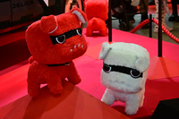 デリ丸。はいたるところで会場を盛り上げている。