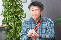 日本ノルディックウォーキング協会で理事を務める伊藤義昭さん。
