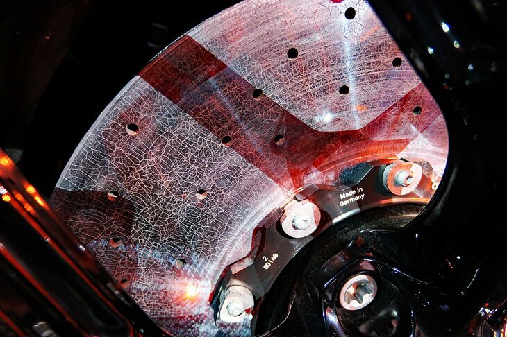 ランボルギーニ・レヴエルト(カーボンセラミックブレーキ)