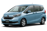 標準モデルの「フリード」も、外装デザインが変更される。