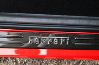 「シルキック」(サイドシルプレート)もカーボン製。