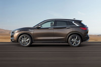 可変圧縮比エンジン搭載の新型「インフィニティQX50」デビューの画像