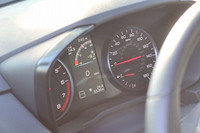 スピードメーターの目盛りは、290km/hまで刻まれている。