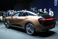 過去最大の変革を遂げた新型「クラウン」。市場がこれをどう受け止めるか、注視していきたい。