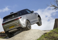 オフロードでの試乗においては、レンジローバーブランドの名に恥じない走破性を見せてくれた。