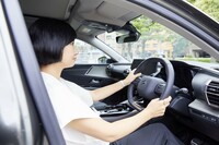 「C5 X」向けに開発したカラーマテリアルが「C4」等に先に採用されたことについては「すごく効率的でフランス的なやり方です」と語った柳沢さん。