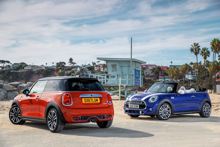 2014年の登場から4年を経て、初のマイナーチェンジを受けた3代目のMINI。2018年の北米国際自動車ショーで世界初公開された。