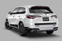 「ZR-V e:HEV SPORTS ACCESSORY CONCEPT」のリアビュー。