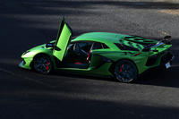 空力性能を重視して開発されたという大胆なデザインに、最高出力770psのV12自然吸気エンジンを搭載した「ランボルギーニ・アヴェンタドールSVJ」。(photo:北畠主税)