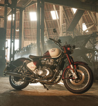 ロイヤルエンフィールドが新型バイク「クラシック650」を導入の画像