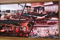 ホテル内のレストランやバーは計4つ。地元の食材を使うなどいずれもこだわりの強く、バーの壁面には無数のミニチュアカーが並ぶ。