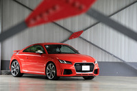 アウディTT RSクーペ