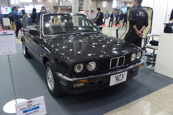 BMW 320iカブリオレ(1989年)
