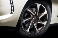 「DS 3」にパルテノン神殿がモチーフの特別仕様車が登場の画像